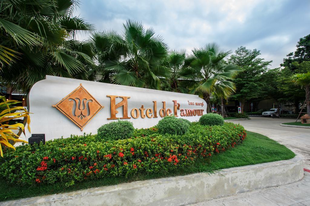 Hotel De L'Amour Sha Plus Prakhon Chai Bagian luar foto